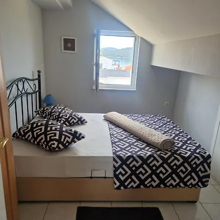 Manuela Doni 扎博里克